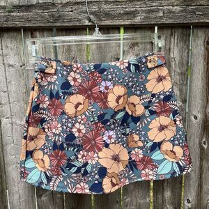 ALTAR’D STATE Boho Retro Floral Skort With Button Detailing, 70s Floral- Size S